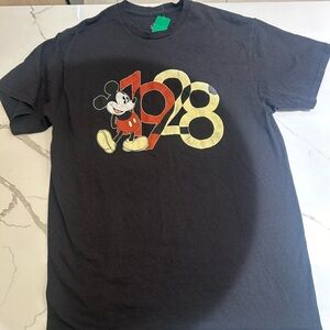 Disney Parks - 1928 Classic Mickey Mouse T-Shirt for Adults L